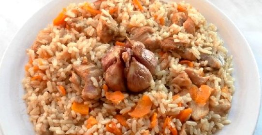 Плов из куриных бедрышек