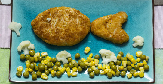 Рыбные котлеты с гарниром