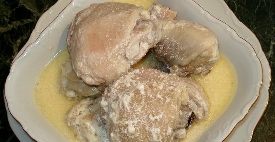 Курица в мультиварке в сметане