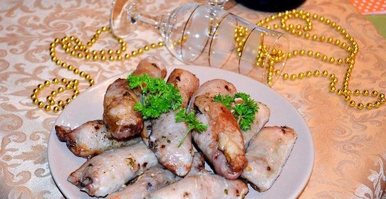 Мясные пальчики с орехом