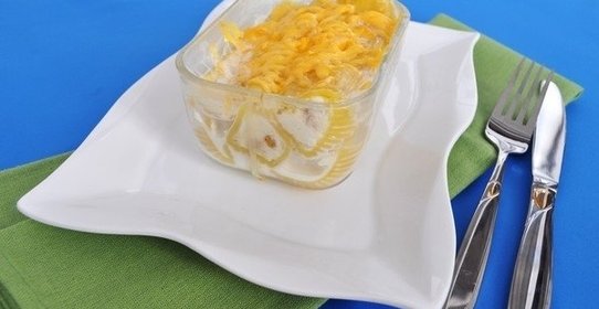 Каннеллони с творогом в молочном соусе