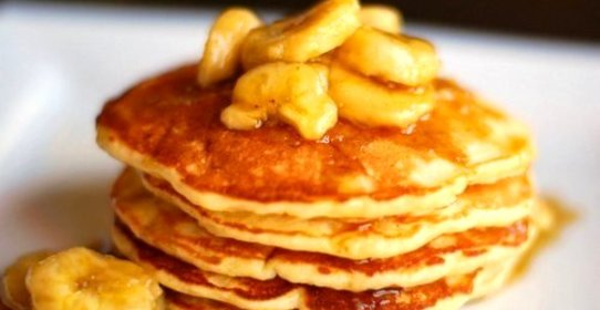 Банановые оладьи на кефире
