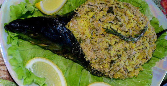 Скумбрия фаршированная рисом