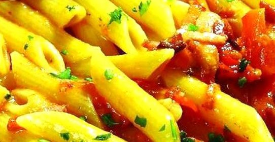 Паста с беконом и сыром