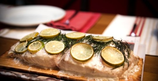 Запеченное филе морского окуня