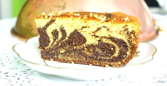 Безглютеновый пирог «Зебра» с черемуховой мукой