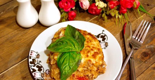 Лазанья под соусом Болоньезе