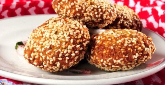 Тыквенные котлеты в кунжутной панировке