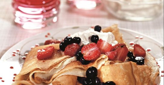 Блины с ягодами