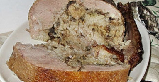 Утка без костей, фаршированная рисом с белыми грибами