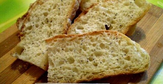 Хлеб с кунжутом и маком