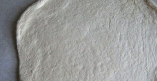 Дрожжевое тесто для рыбного пирога