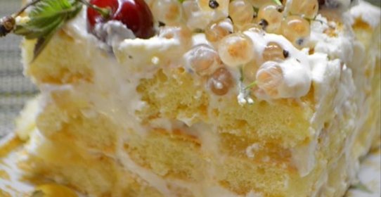 Летний торт из печенья савоярди