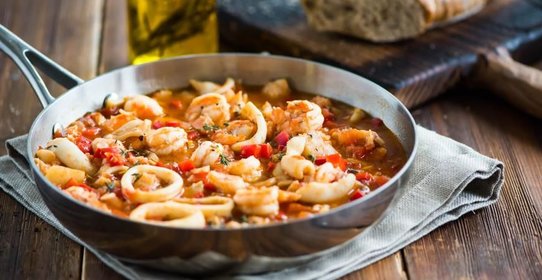 Рагу из трески и морепродуктов