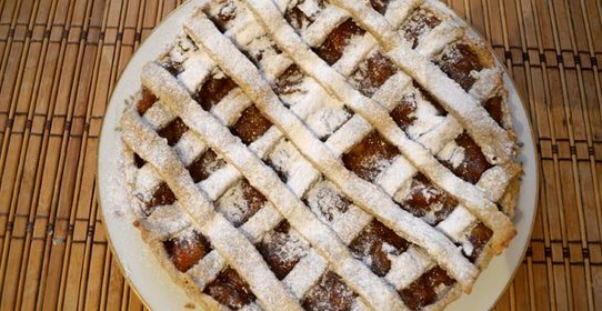 Пирог с вареньем