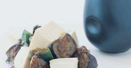 Баклажаны с тофу под имбирно-соевым соусом