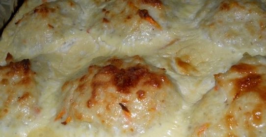 Тефтели в сырном соусе