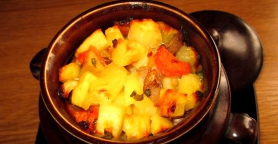 Кижуч, запеченный с картофелем