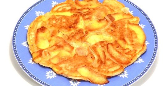 Яблочные оладьи на газированной воде