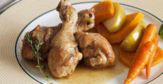 Курица с бататом и мини-морковью в мультиварке