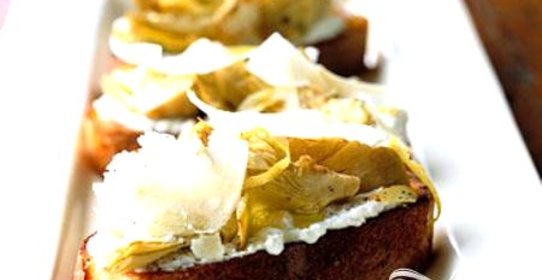 Брускетта с артишоками