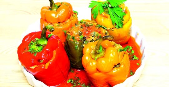 Болгарский перец, фаршированный овощами