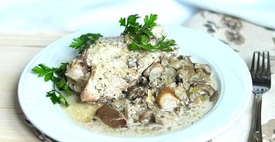 Курица с вешенками в мультиварке