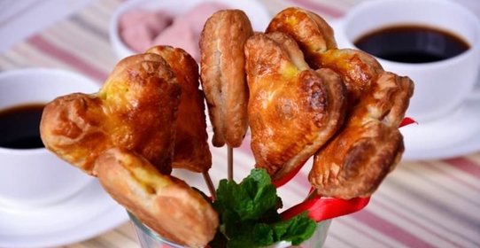 Маленькие пирожки для фуршета Пай-попсы Валентинки