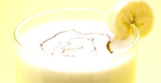 Легкий банановый коктейль