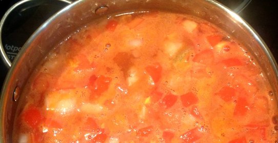 Мясной гуляш по‑домашнему