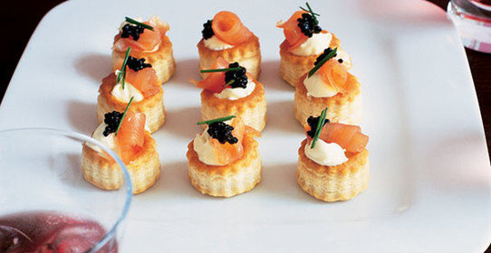 Волованы с копченой семгой