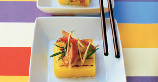 Курица с ананасом и полентой