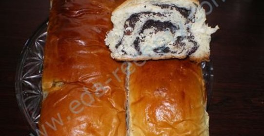 Сдобный рулет с маком