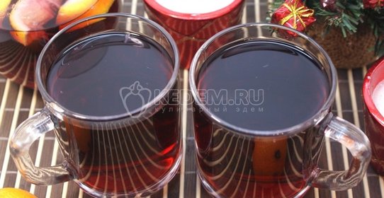 Рулет с зеленью, крабовыми палочками и яйцами