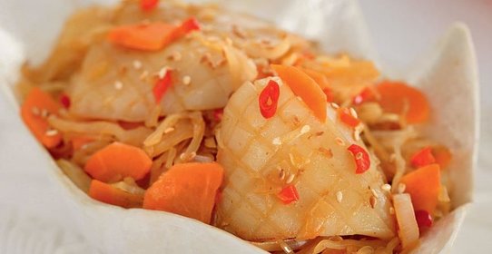 Кальмары с овощами