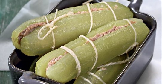 Огурцы с мясом