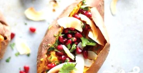 Сладкий картофель с кокосом, гранатом и лаймом