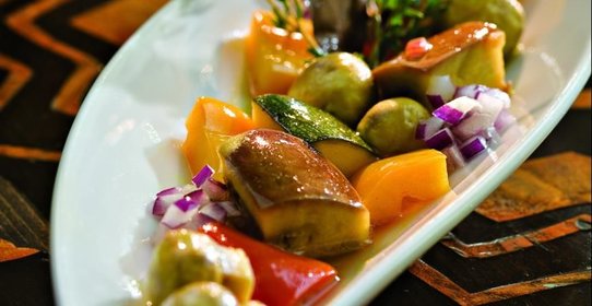 Овощи и грибы, маринованные с шафраном