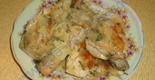 Курица в сметане