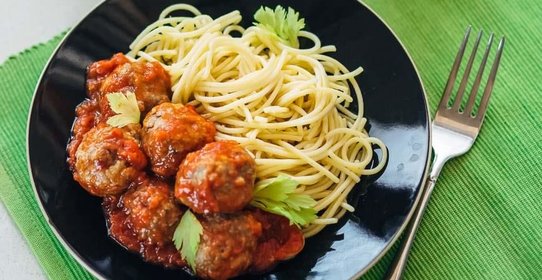 Паста с фрикадельками