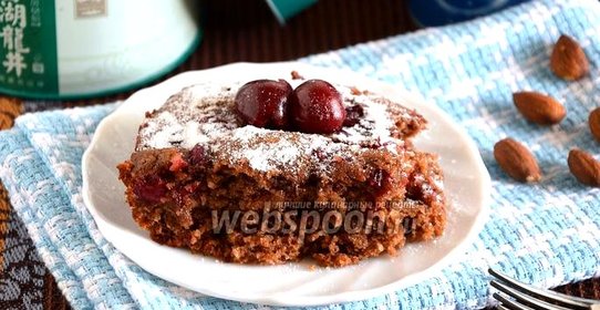 Постный пирог с вишней