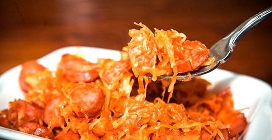 Солянка по-деревенски с сосиской