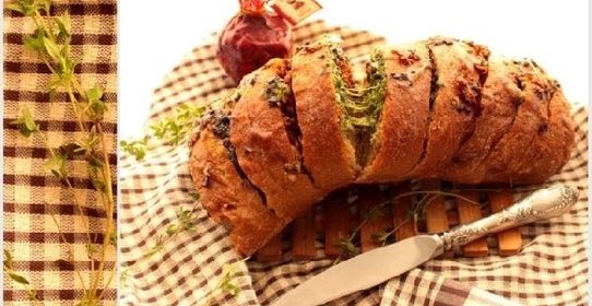 Хлеб с пикантной начинкой