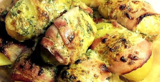 Картофель в беконе