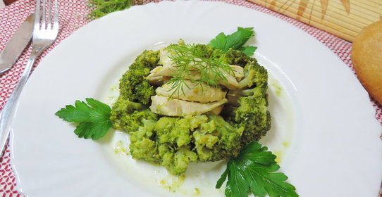 Сливочно-чесночная курица с брокколи «Вкусный дуэт»