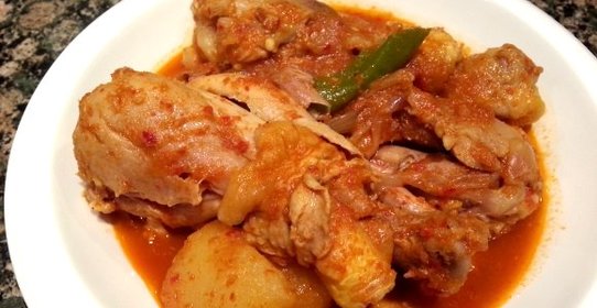 Тушеная картошка с курицей