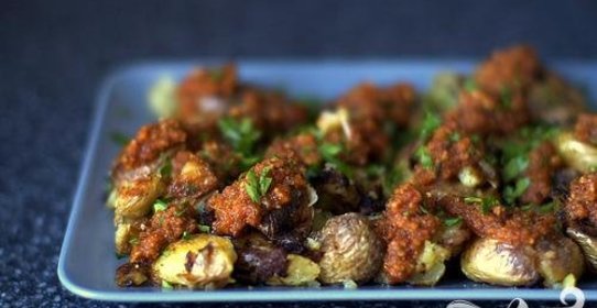 Картофель с соусом чили