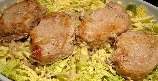 Свинина с капустой