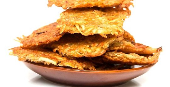 Картофельные оладьи с дрожжами