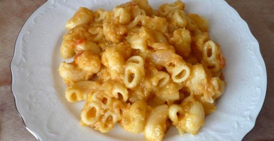 Постные макароны в чечевичном соусе